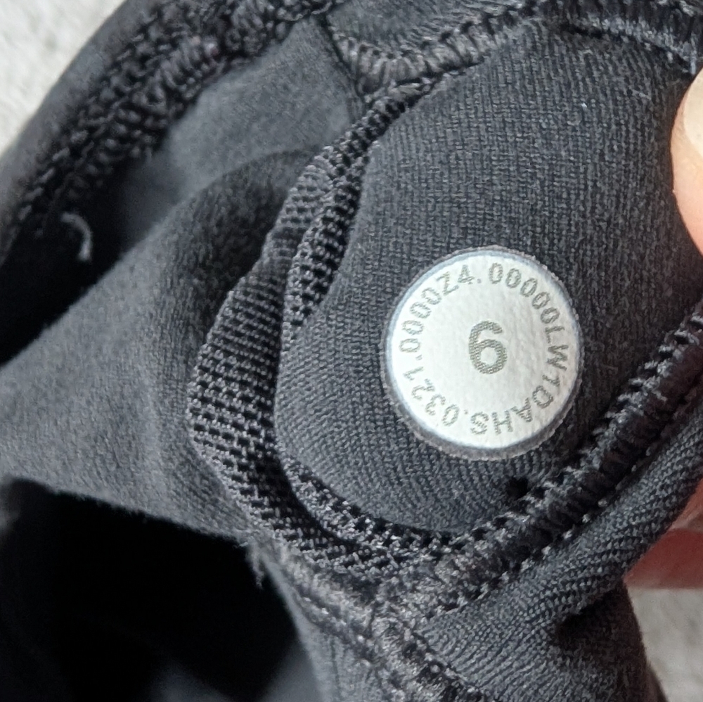 Align Tank Sports Bra - Picture 3 of 5